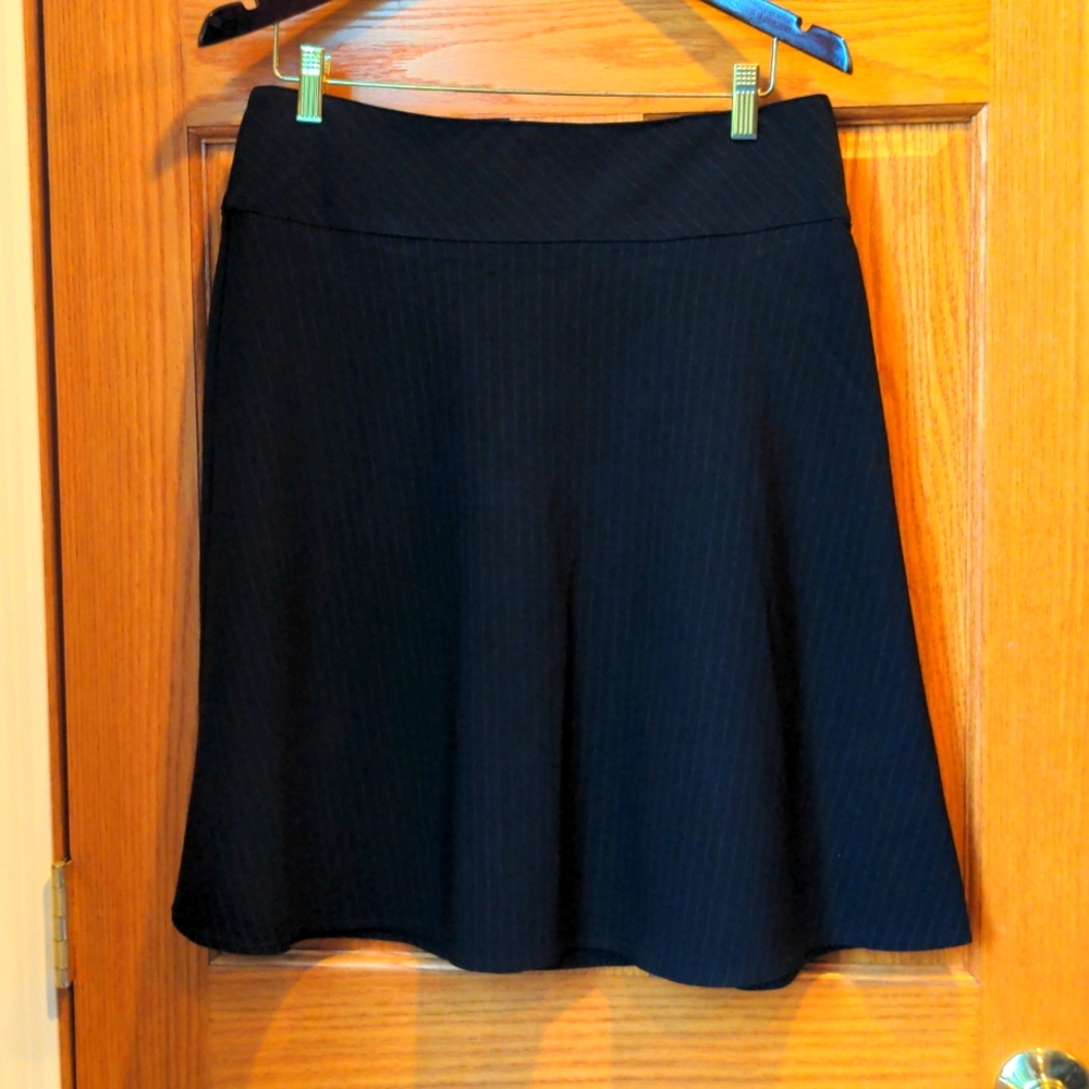 HeartSoul black pinstripe skirt Women's size L